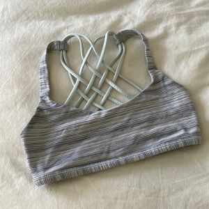 Lululemon sports bra size 4 (XS) light coverage